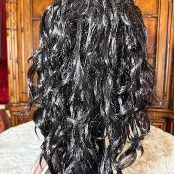 Freetress Equal 23" Star Lace Front Natural Hairline Color 1B Wavy Synthetic Wig - Picture 10 of 16